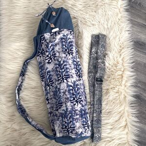 Yoga mattress bag and a Yoga stretching belt - Mint Conditionion